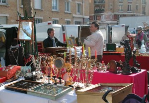 Jewerly and other treasures at the Marché aux Puces de la Porte de Vanves 