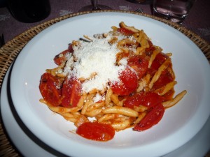 Pasta with Fresh Tomatoes