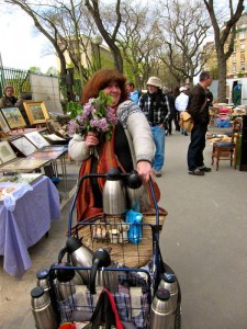 Selling organic coffee and tea at the Marche aux Puces de la Porte de Vanves
