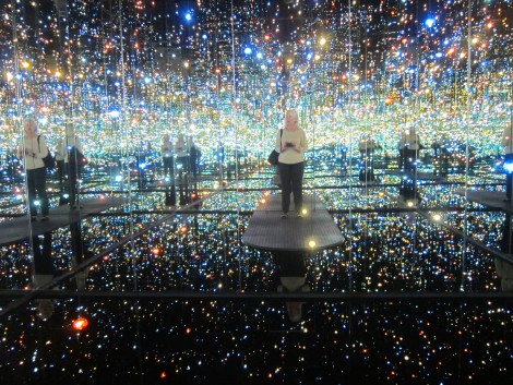 Infinity Mirrored Room